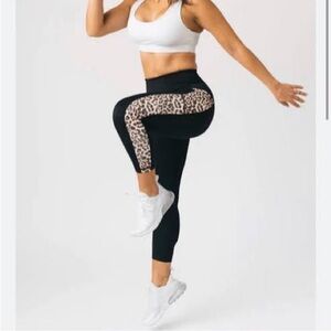 🌙ZYIA Active Black Activewear Leggings (8-10)